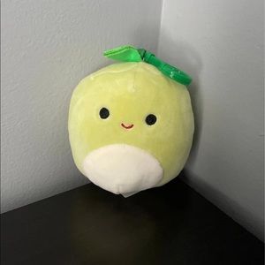 Ashley the Apple Squishmallow clip